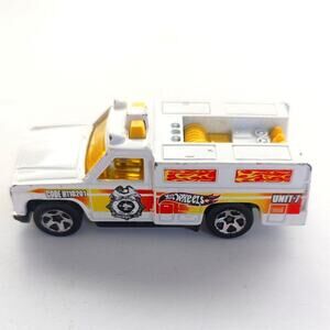 Vintage 1974 Hot Wheels Unit 7 Emergency First Aid Rescue Fire Truck Toy Car